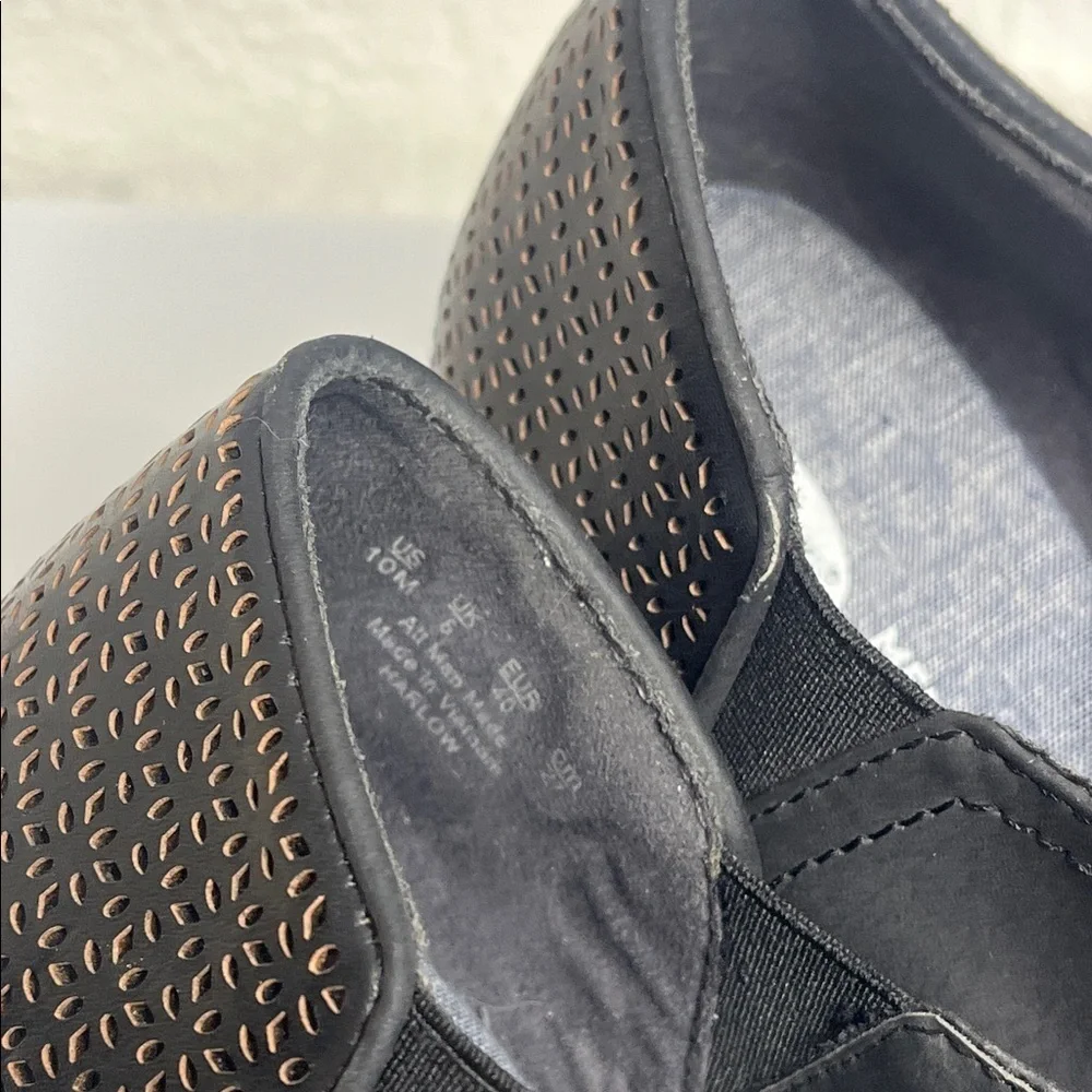 Dr. Scholls step out